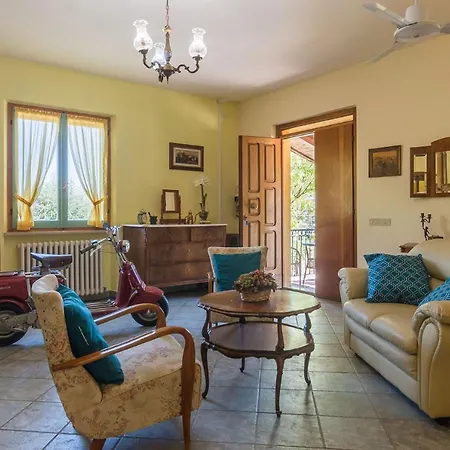 Semesterbostad Casa Magica